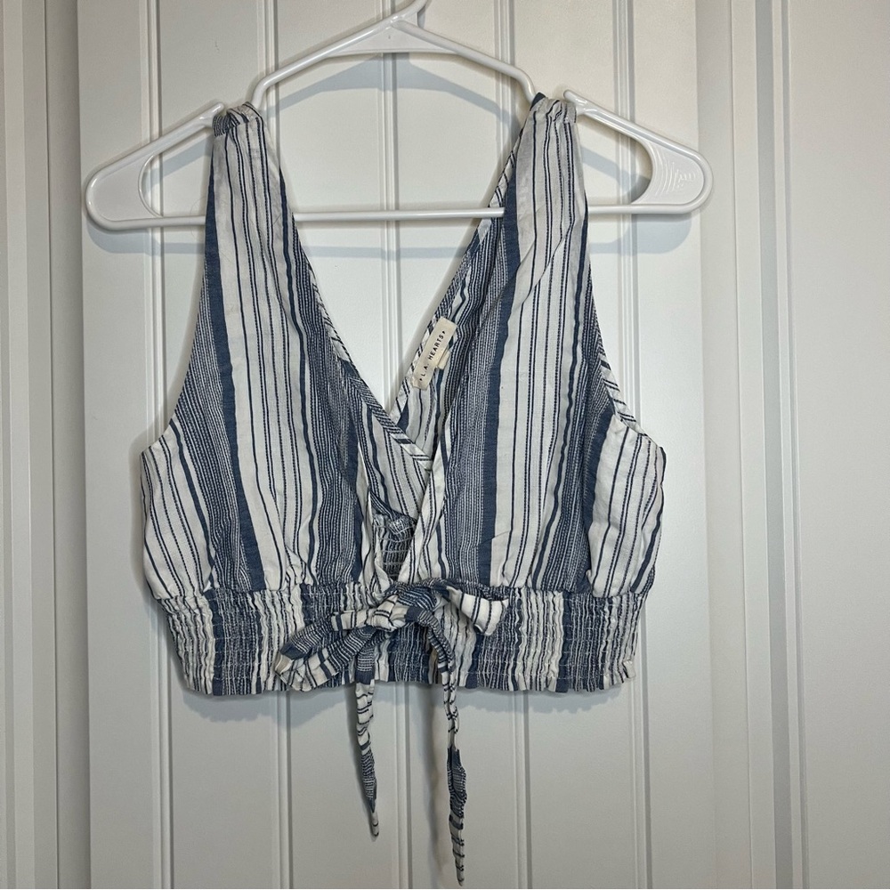Blue & white linen crop top
